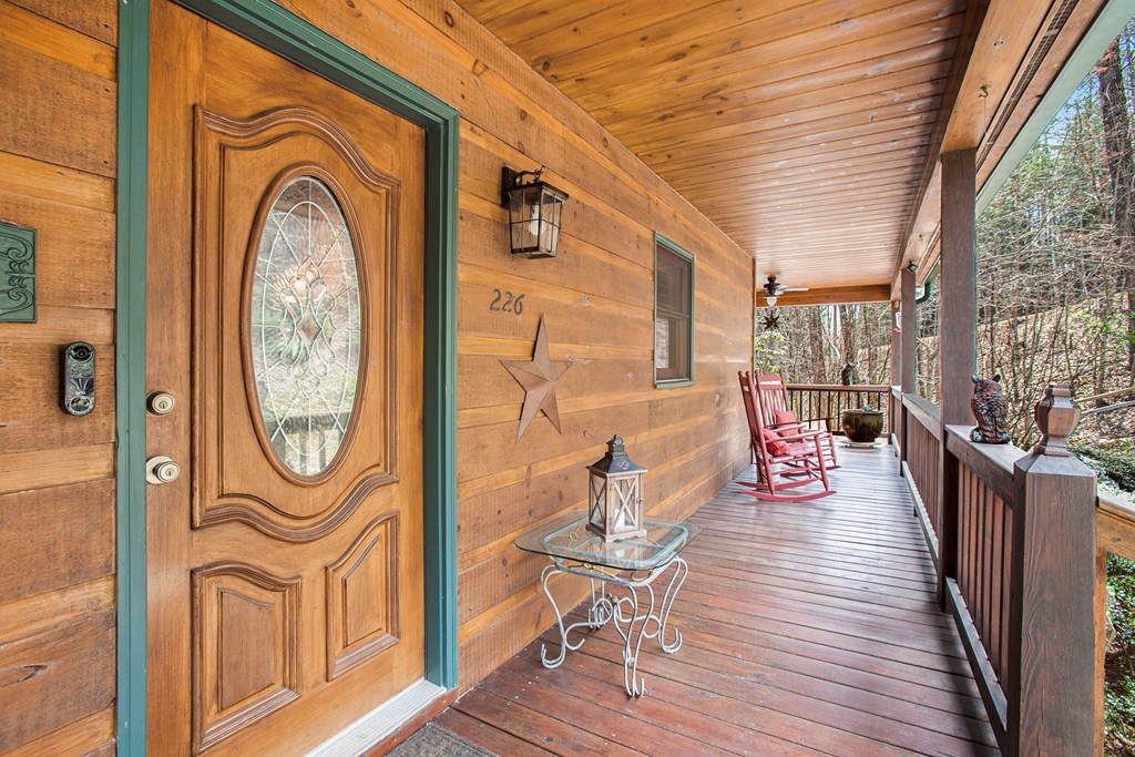 226 Shepherds Walk