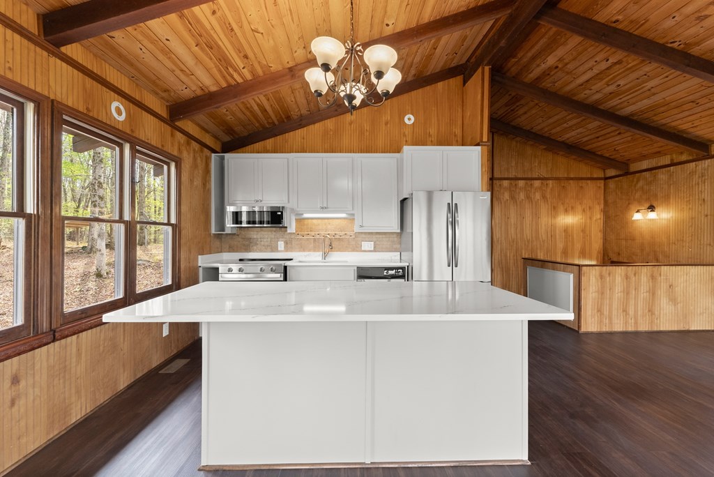 307 Eagle Overlook Drive