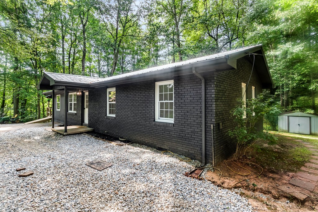 123 Quarry Road