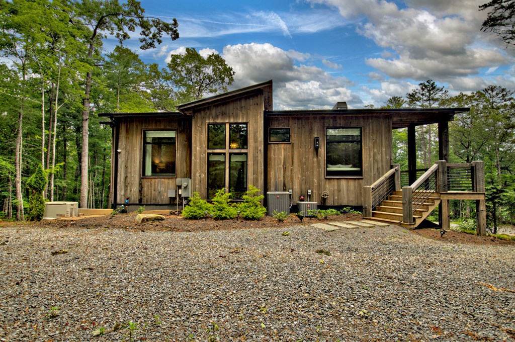 80 Harrison & Ada Road