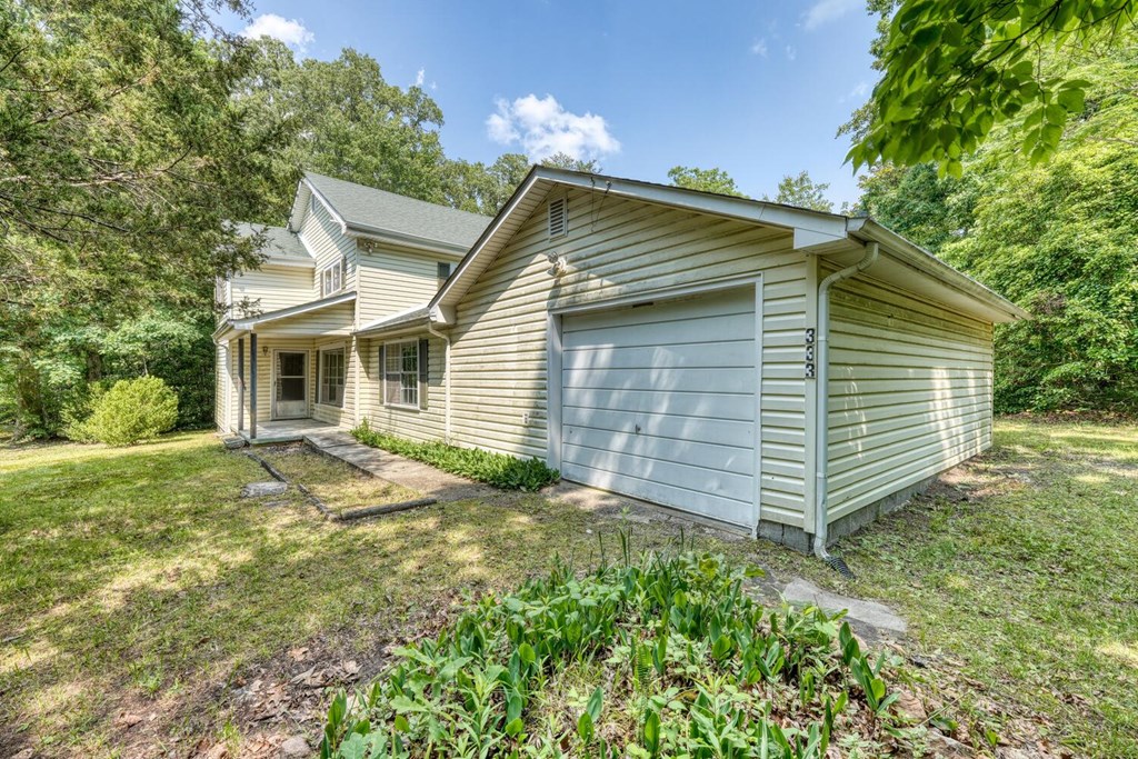333 Lickskillet Road