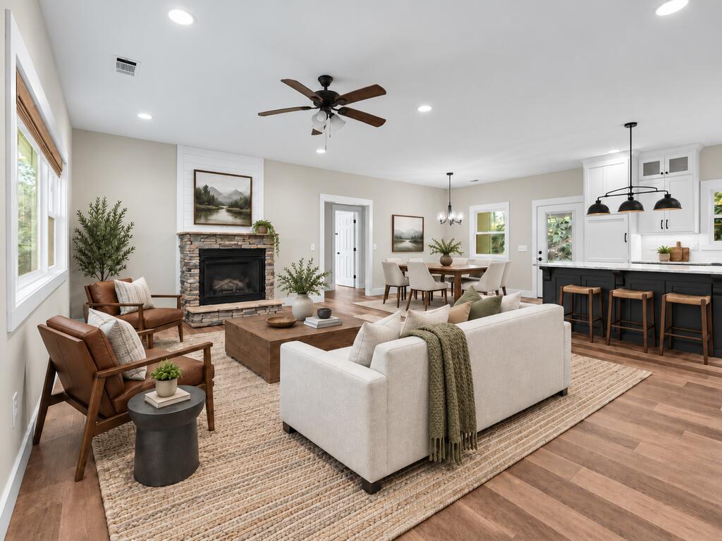 158 Oxford Trail