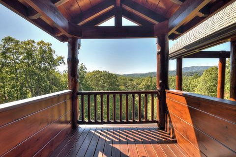 A home in Ellijay