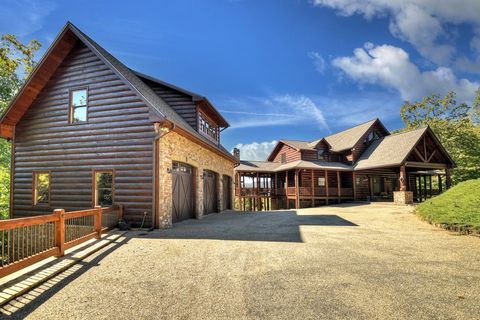 A home in Ellijay