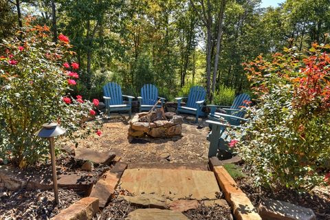 A home in Ellijay