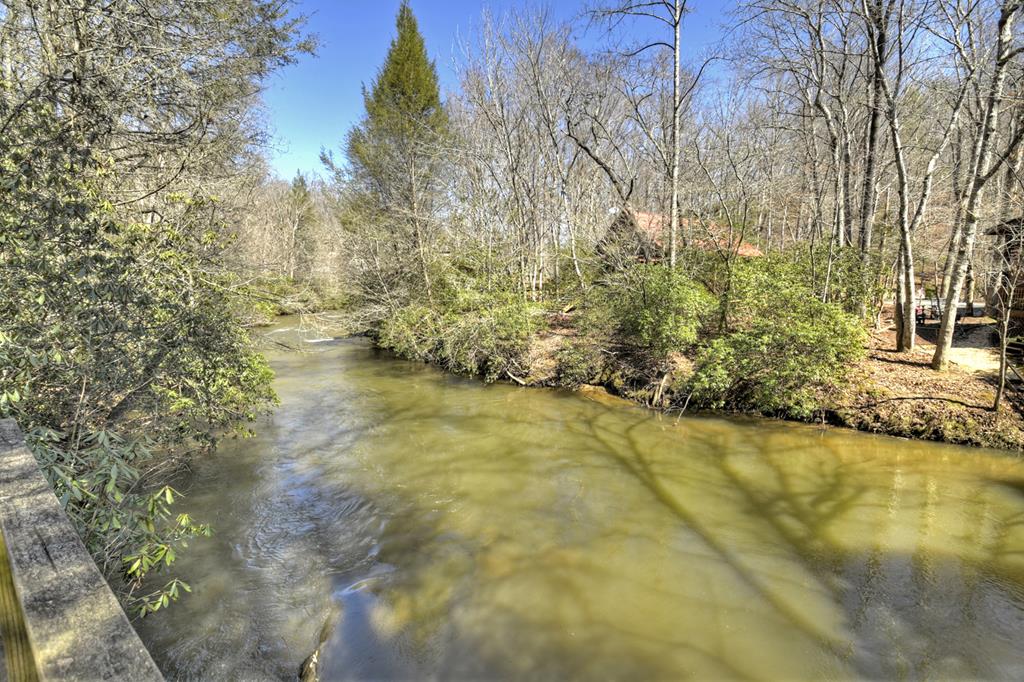 142 Arrow Ridge Road
