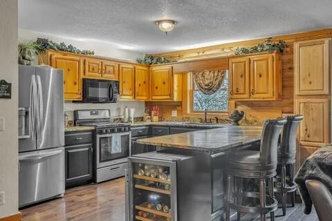 32 W Mountain Meadows Drive W