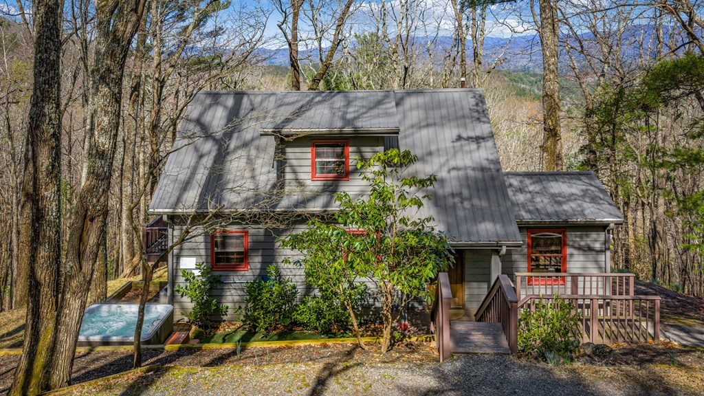 240 Mountain View Court