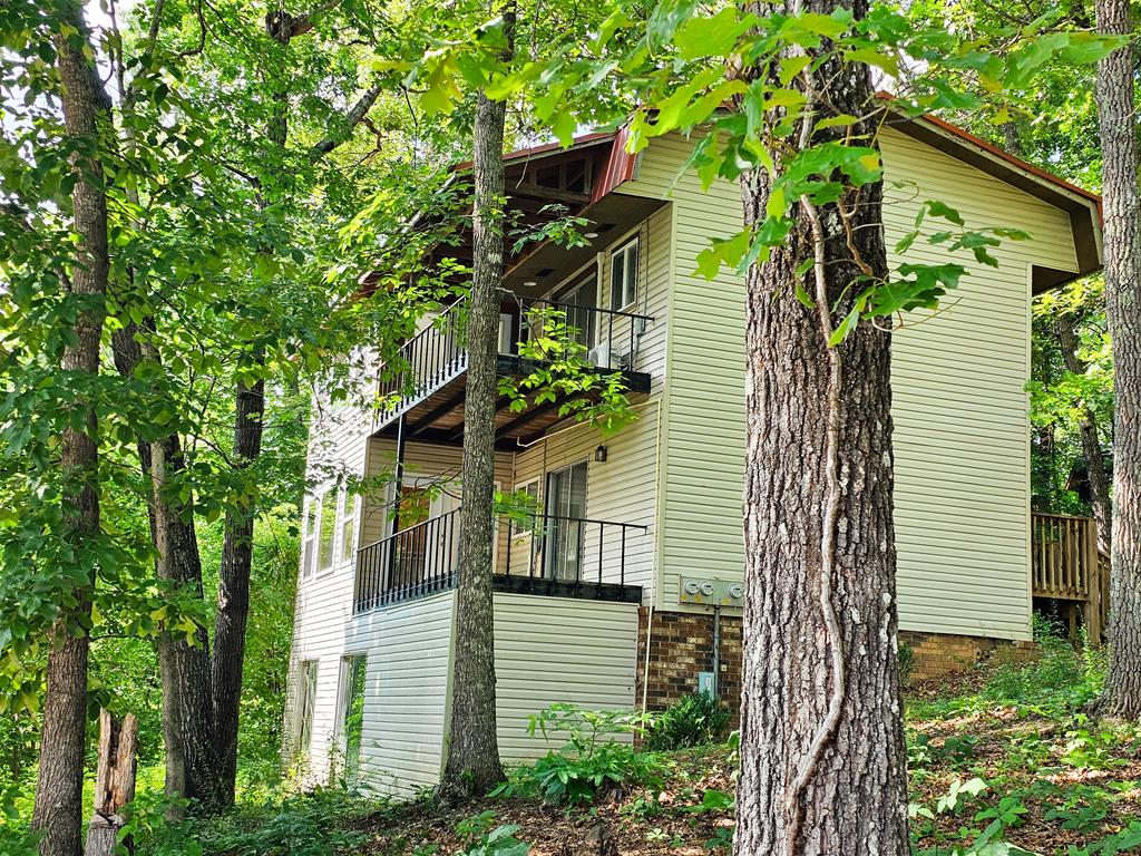 128 Manor Drive