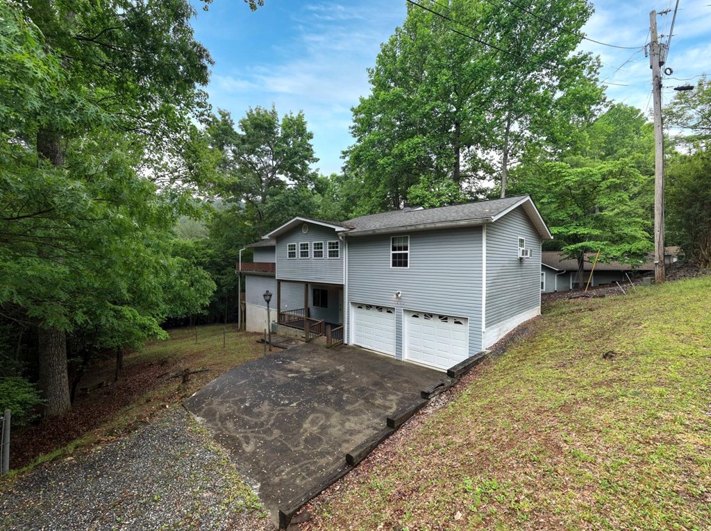 1066 Ridge Road
