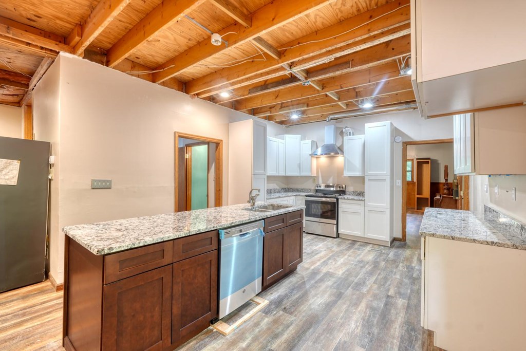 1066 Ridge Road