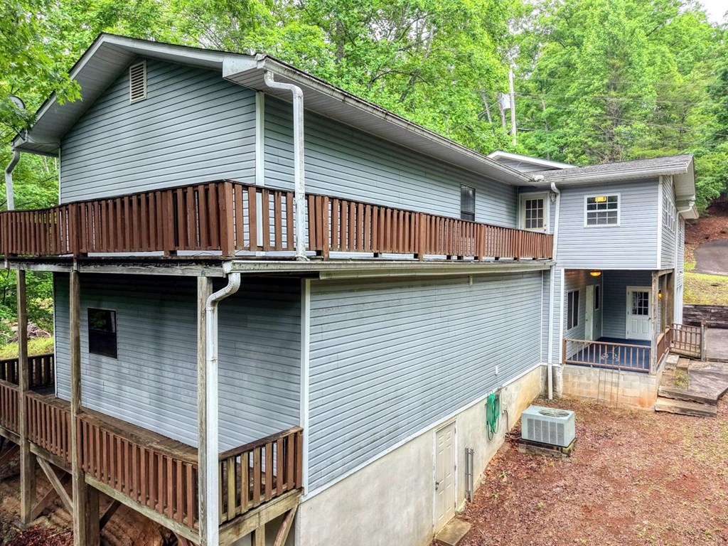 1066 Ridge Road