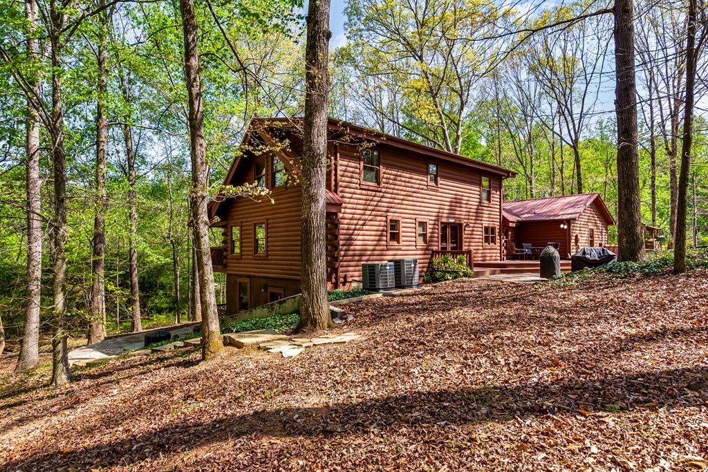 6515 Namon Wallace Drive