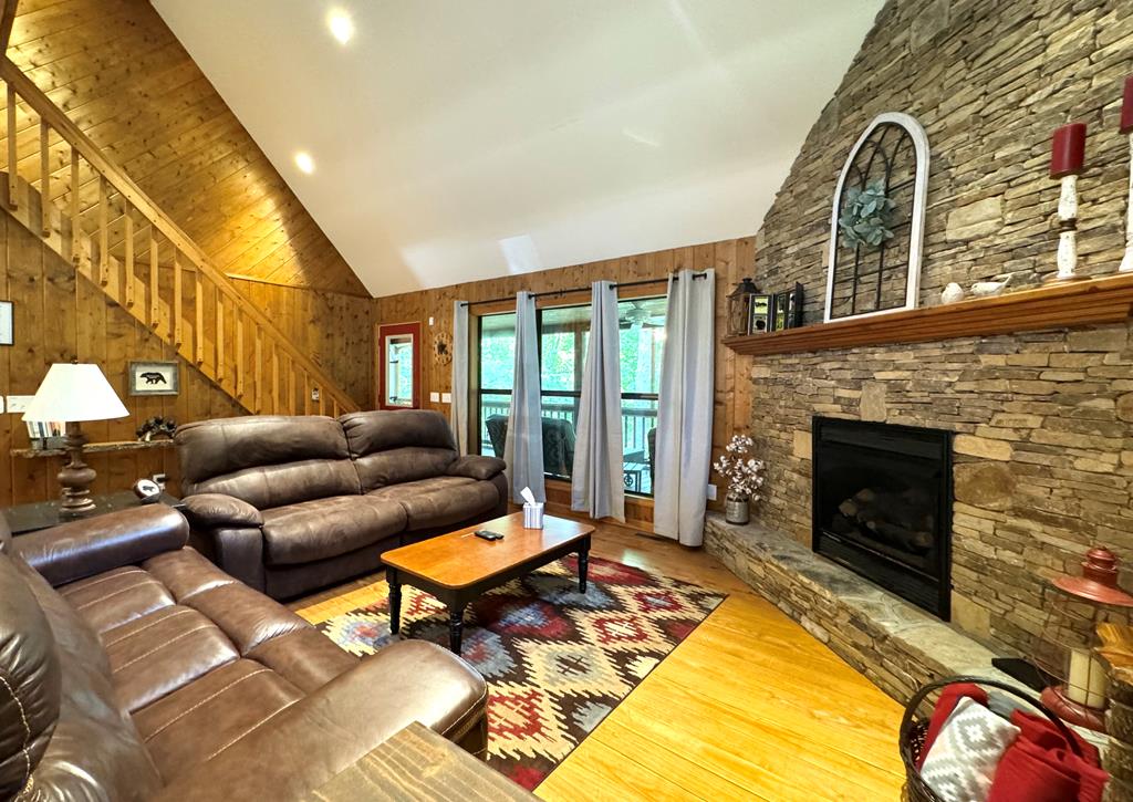 604 Ridgecrest Drive
