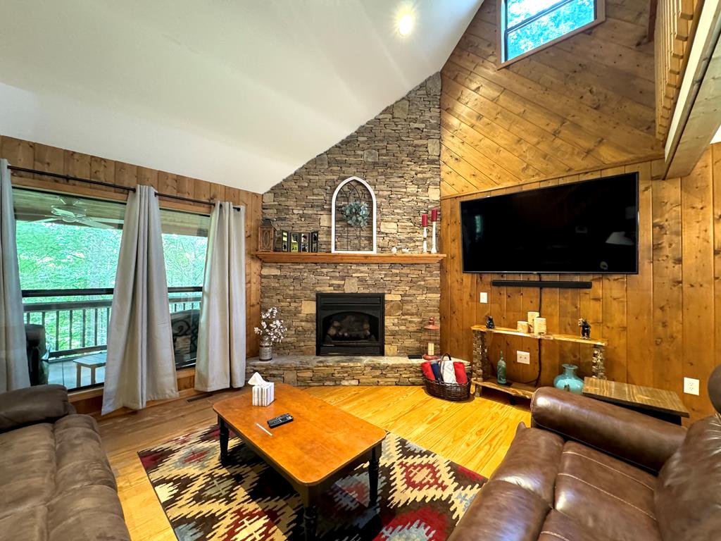 604 Ridgecrest Drive