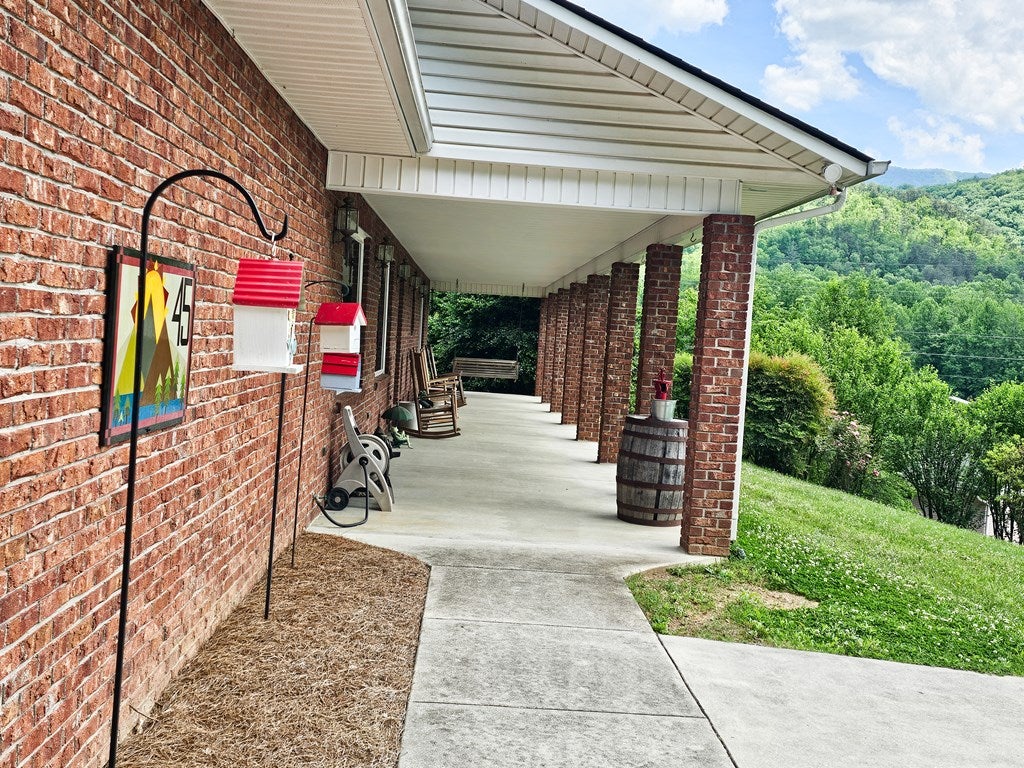 45 Sulpher Ln