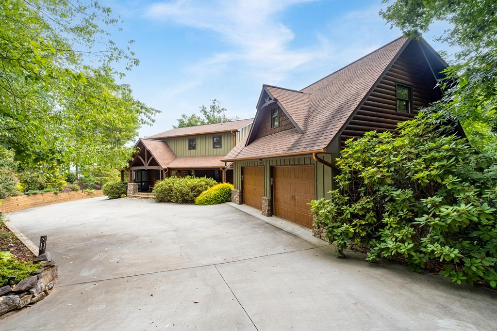 218 Chickadee Drive