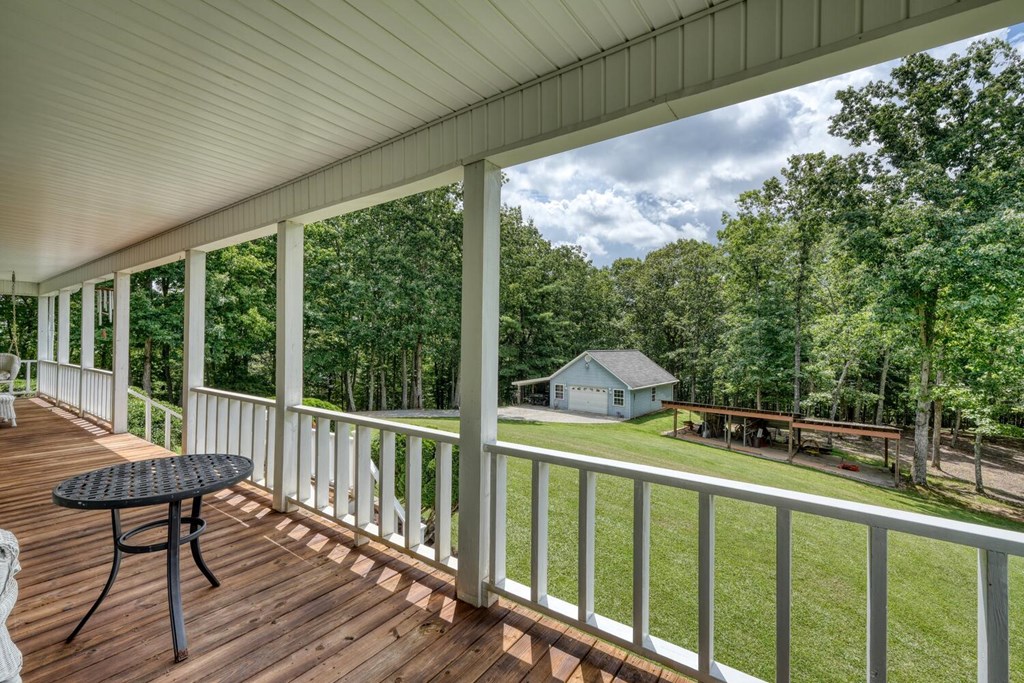 Blairsville, Georgia, 30512, United States, 4 Bedrooms Bedrooms, ,4 BathroomsBathrooms,Residential,Active,1892611