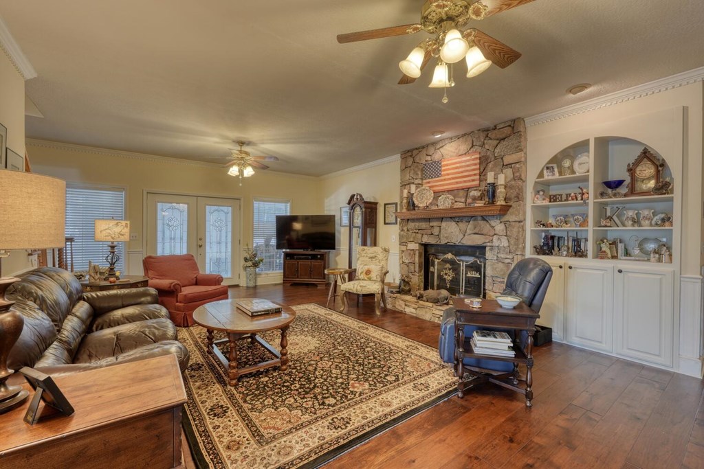 266 E Wright Road