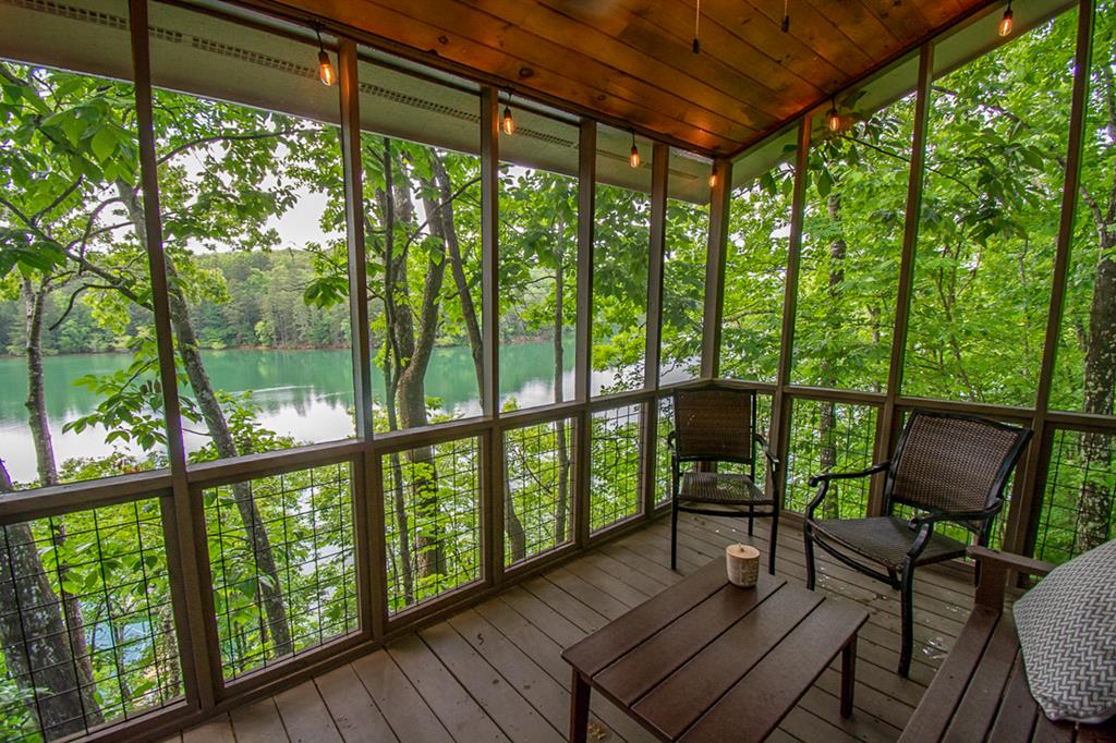 128 Overlake Court