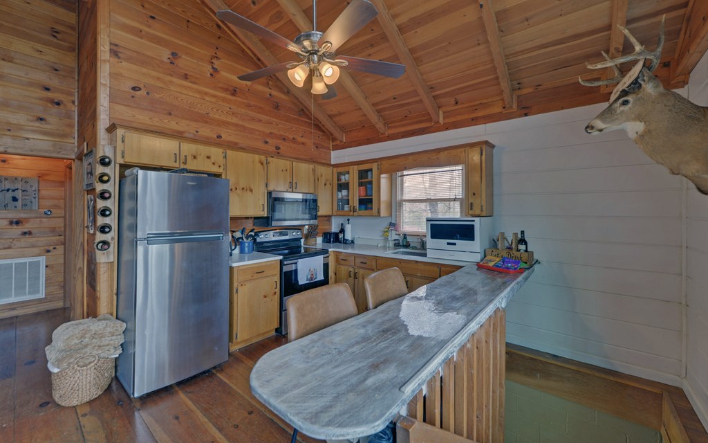 566 Mountain View Circle