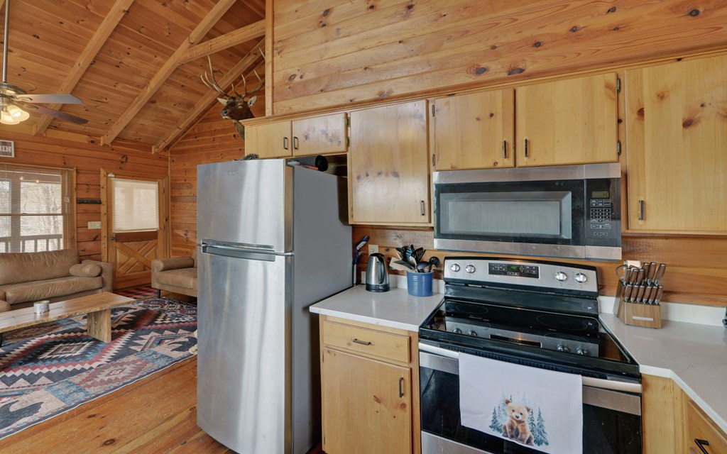 566 Mountain View Circle