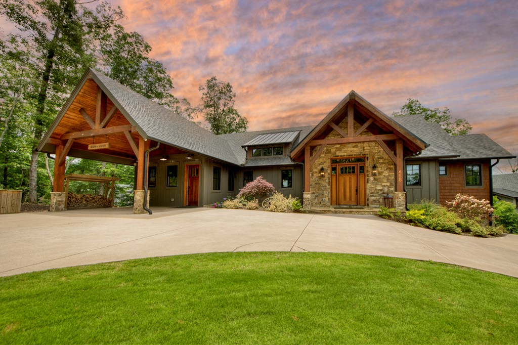 658 Old Toccoa Loop