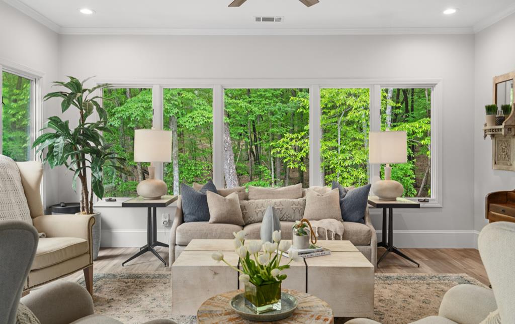 220 Wake Robin Drive