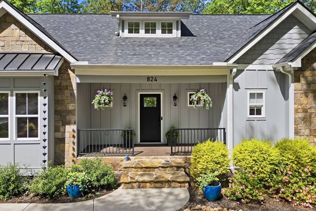 824 Bridge Road