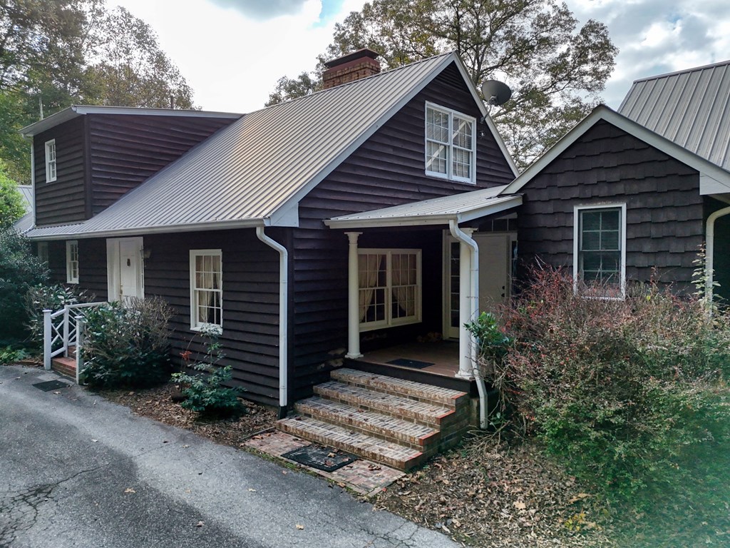 1837 Deep South Farm Road