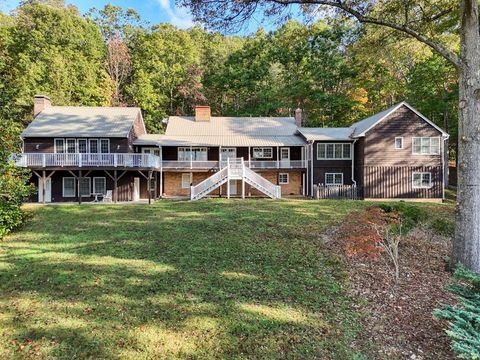 1837 Deep South Farm Road Blairsville GA 30512
