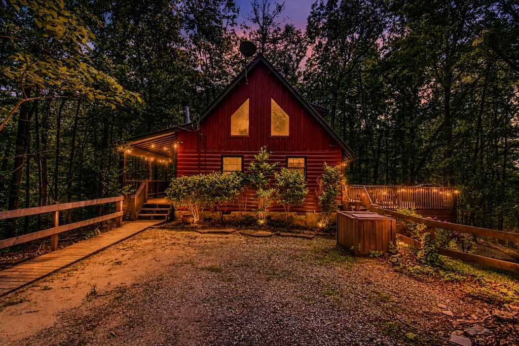 317 North Pine Road
