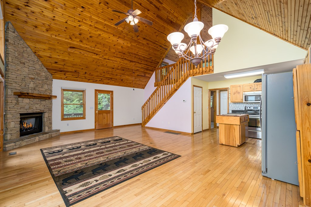 818 Five Forks Drive