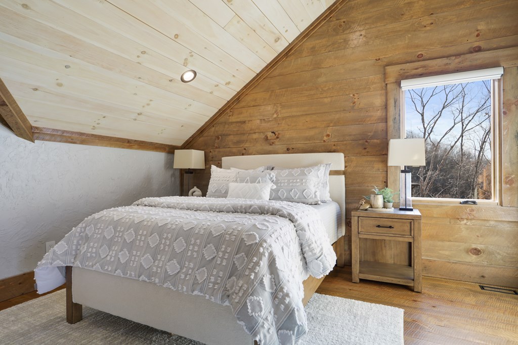 Mineral Bluff, Georgia, 30559, United States, 4 Bedrooms Bedrooms, ,6 BathroomsBathrooms,Residential,Active,1914767