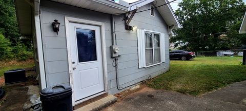 A home in Mccaysville