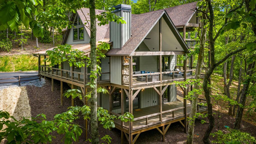 Blue Ridge, Georgia, 30513, United States, 3 Bedrooms Bedrooms, ,4 BathroomsBathrooms,Residential,Active,2028743