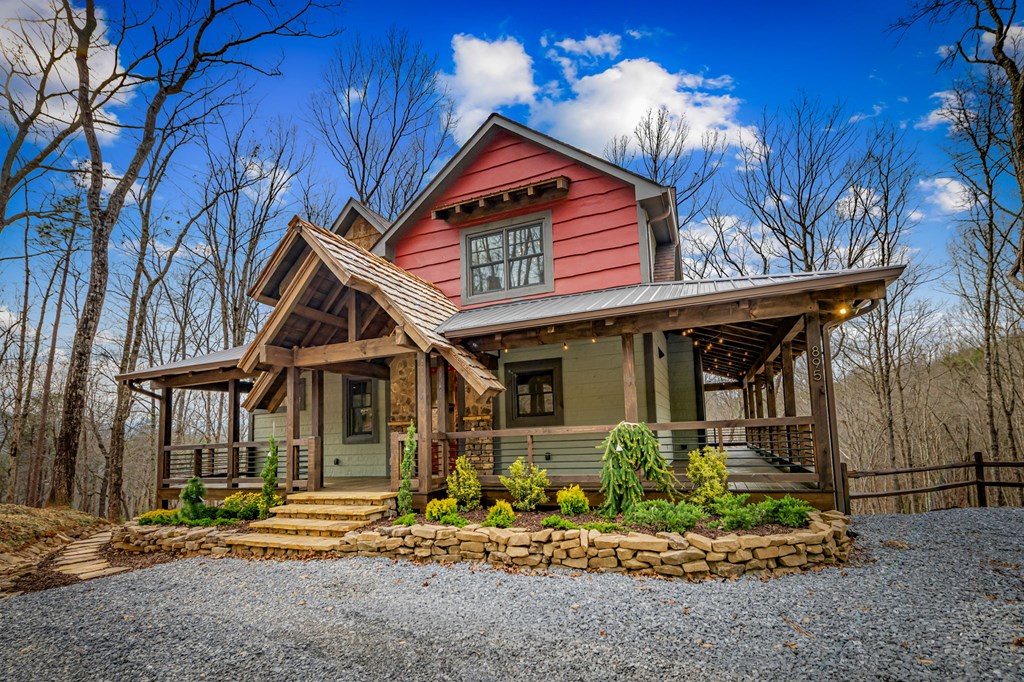 Blue Ridge, Georgia, 30513, United States, 3 Bedrooms Bedrooms, ,4 BathroomsBathrooms,Residential,Active,2028743