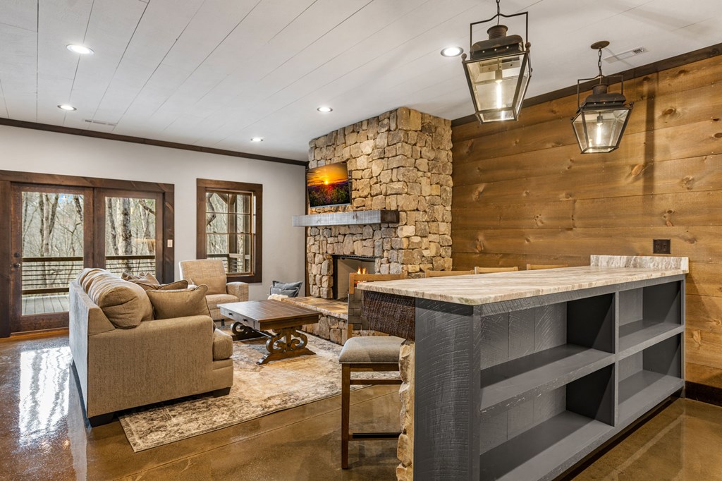 Blue Ridge, Georgia, 30513, United States, 3 Bedrooms Bedrooms, ,4 BathroomsBathrooms,Residential,Active,2028743