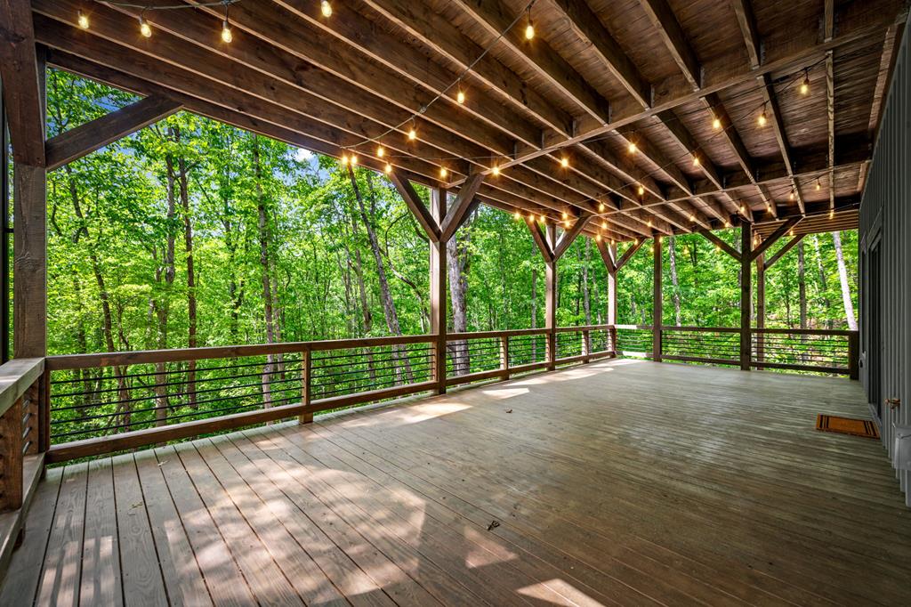 Blue Ridge, Georgia, 30513, United States, 3 Bedrooms Bedrooms, ,4 BathroomsBathrooms,Residential,Active,2028743
