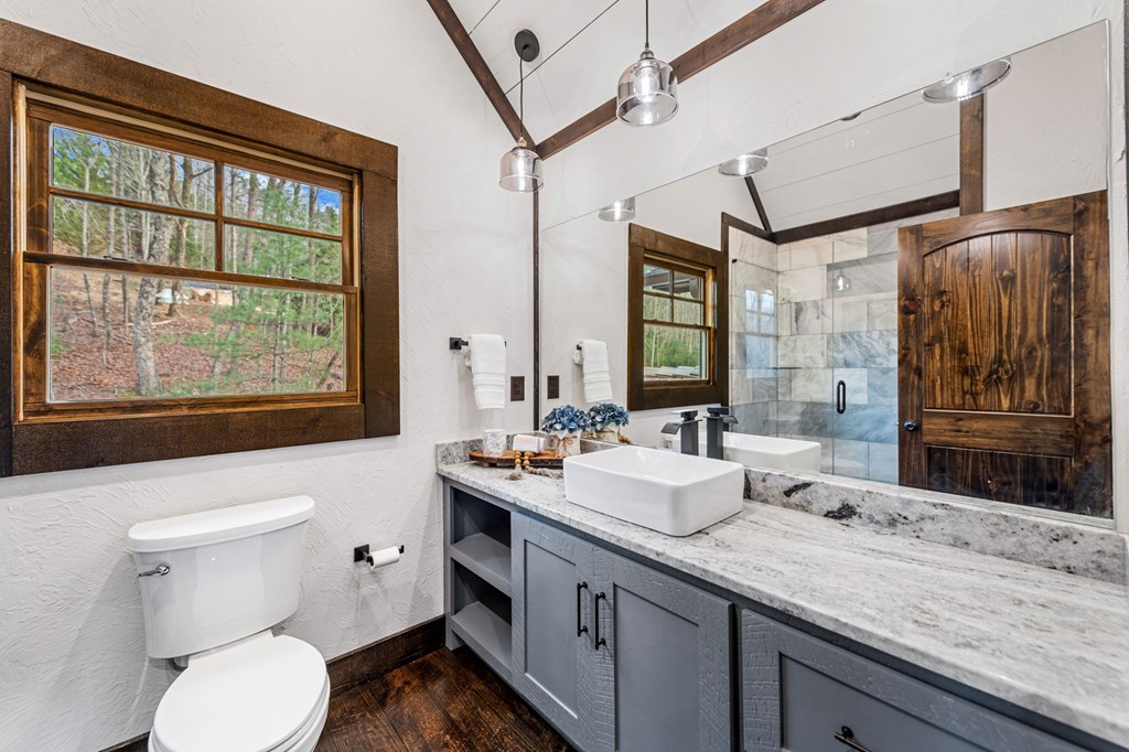 Blue Ridge, Georgia, 30513, United States, 3 Bedrooms Bedrooms, ,4 BathroomsBathrooms,Residential,Active,2028743
