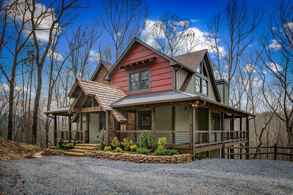 Blue Ridge, Georgia, 30513, United States, 3 Bedrooms Bedrooms, ,4 BathroomsBathrooms,Residential,Active,2028743