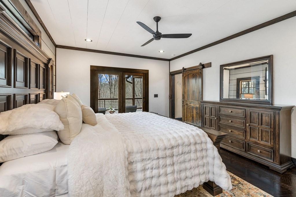 Blue Ridge, Georgia, 30513, United States, 3 Bedrooms Bedrooms, ,4 BathroomsBathrooms,Residential,Active,2028743