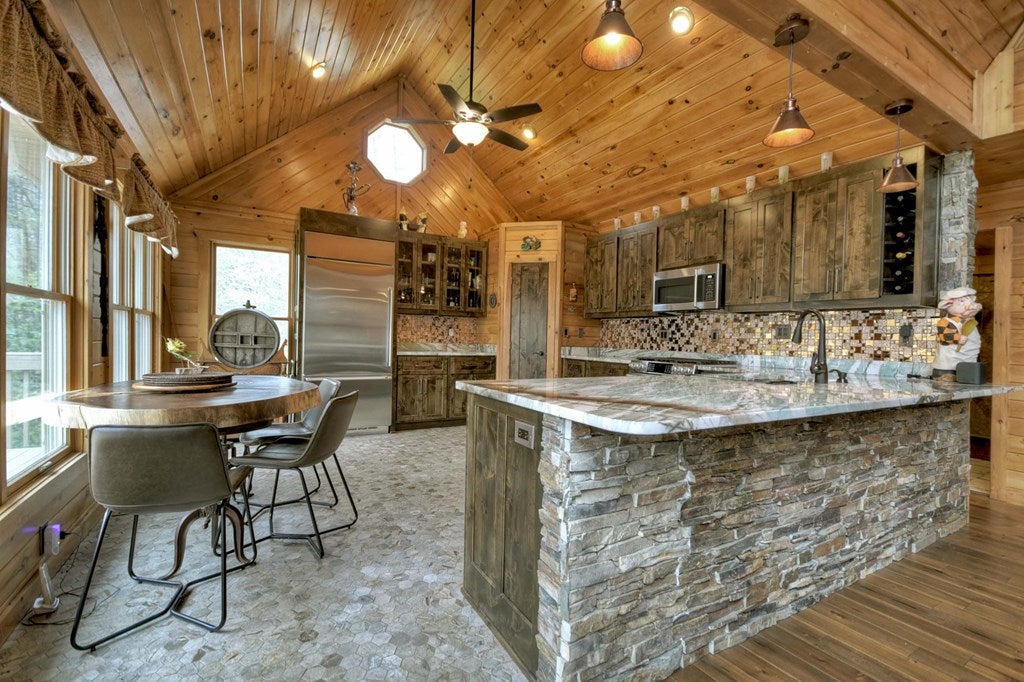 324 Cooper Creek Drive