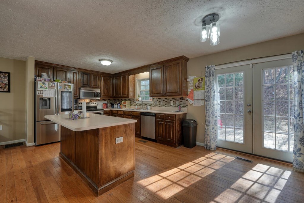 35 Deer Run Road