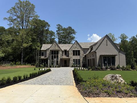 225 Maison Court Roswell GA 30076