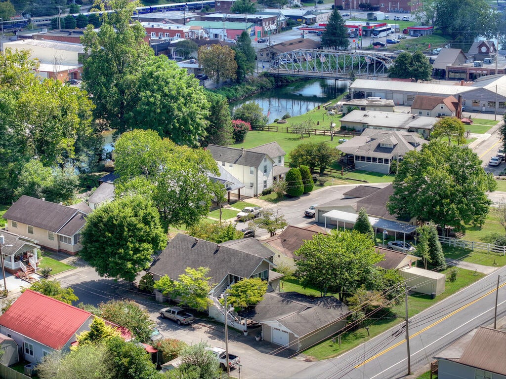 141 Central Avenue