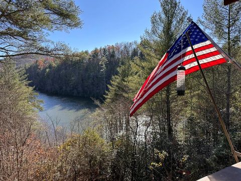 A home in Hayesville