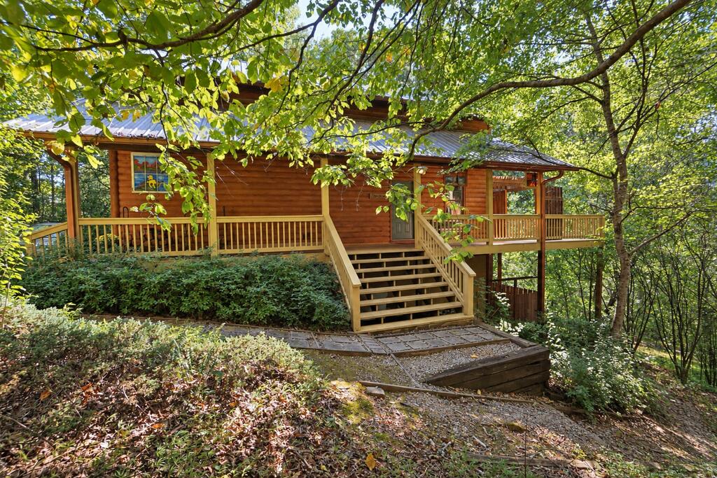 244 E Lapidary Lane