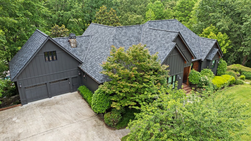 98 Mountain Tops Street