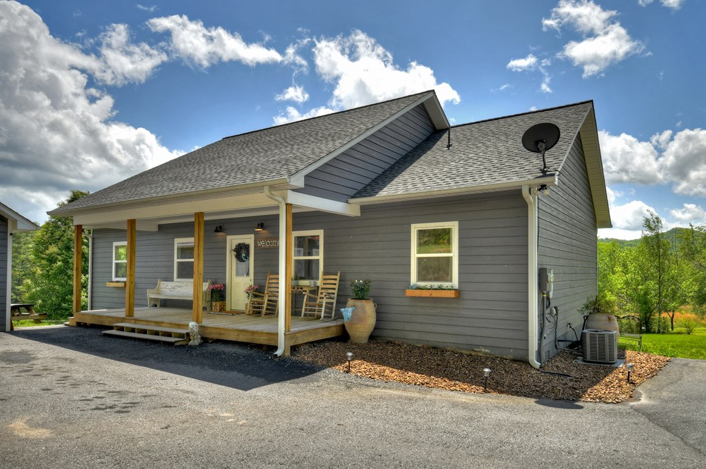 198 Ivy Knob Lane